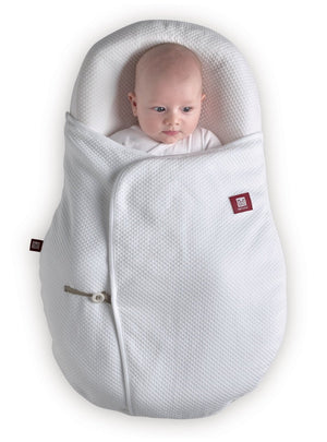 Baby in Cocoonababy with White Cocoonacover closed